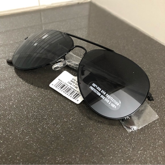 aerie Accessories - NWT Aerie aviator “sunnies” sunglasses